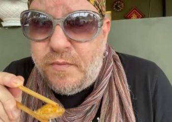 Món “Tóp mỡ” của Việt Nam dưới góc nhìn của một du khách nước ngoài