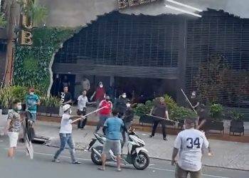 TP.HCM: 12 đối tượng hỗn chiến trên đường Cao Thắng khai gì khi về phường?