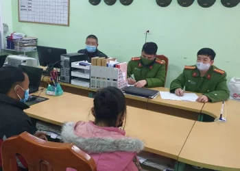 Thanh niên 16 tuổi H’Mông tỏ tình thất bại nhưng vẫn quyết “bắt vợ” ở Hà Giang