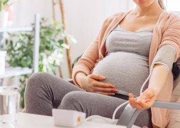 Nguyên nhân và cách giảm áp lực âm đạo khi đang mang thai