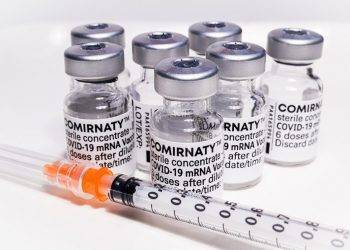 Bộ Y tế quyết định tiêm vắc xin Pfizer liều 0,2ml cho trẻ từ 5 đến 11 tuổi