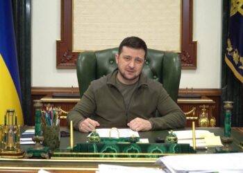 Tổng thống Ukraine ký ban hành luật tịch thu tài sản của Nga, Mỹ nghiên cứu bổ sung lệnh trừng phạt mới lên Moscow