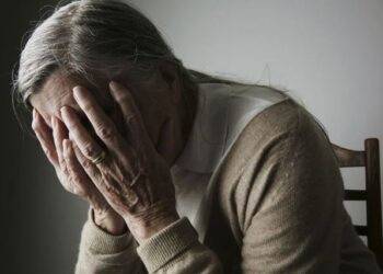 Khi người cao tuổi bị trầm cảm: Lời khuyên từ bác sĩ