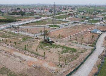 Nghịch lý giá đất tăng, thanh khoản thấp