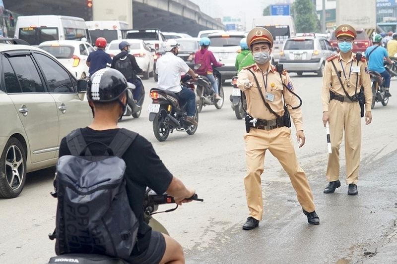 Các lỗi ôtô và xe máy vi phạm giao thông bị phạt tiền ngay