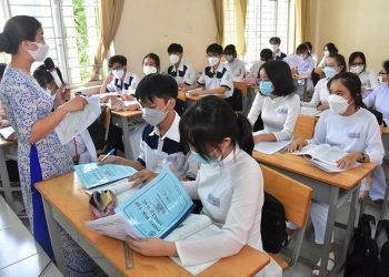 Đề nghị quy định môn Lịch sử là môn học bắt buộc đối với cấp THPT