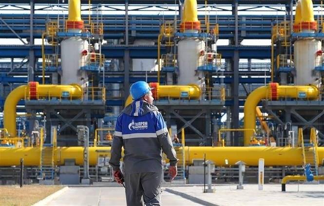 Lý do EU vẫn tiếp tục mua dầu của Nga dù áp đặt hàng loạt lệnh trừng phạt