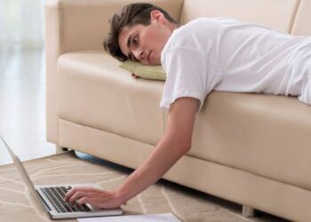 Những thói quen khiến bạn già đi nhanh chóng