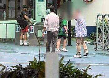 thong tin moi nhat vu nu sinh truong quoc te o tp hcm bi bao luc hoc duong Vụ nữ sinh bị đánh ở trường Quốc tế ở TP. HCM, thái độ không thể chấp nhận của gia đình cháu gái "giang hồ" Thông tin mới nhất vụ nữ sinh trường Quốc tế ở TP. HCM bị bạo lực học đường