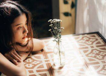 Vì sao ngày càng nhiều người lựa chọn cuộc sống bị "ế"?