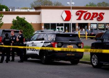 Xả súng khiến ít nhất 10 người thiệt mạng tại siêu thị ở New York