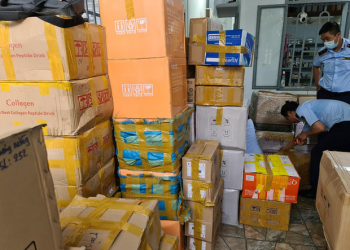 Bán hàng ngàn sản phẩm mỹ phẩm không rõ nguồn gốc qua Facebook