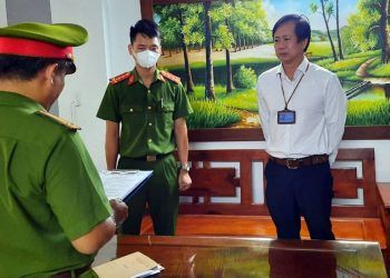 Bắt tạm giam Giám đốc CDC Đà Nẵng vì tội Tham ô tài sản
