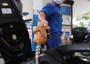 Đề xuất giảm 1.000 đồng/lít thuế bảo vệ môi trường đối với xăng