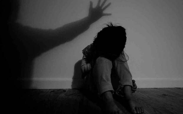 Hà Tĩnh: Nghi vấn bé gái 8 tuổi bị đối tượng bịt mặt xông vào nhà cưỡng hiếp