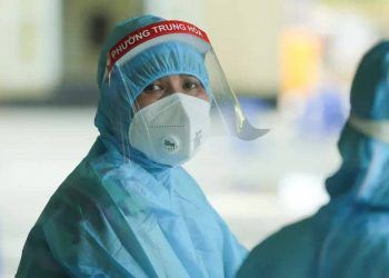 Ít nhất 857 nhân viên y tế, bác sĩ Hà Nội xin nghỉ việc và xin chuyển công tác