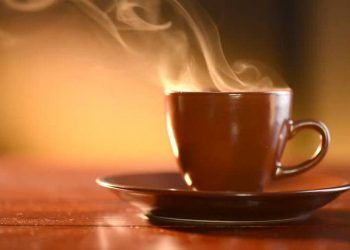 Nguy cơ ung thư tăng gấp đôi, nếu uống trà, cà phê cách này