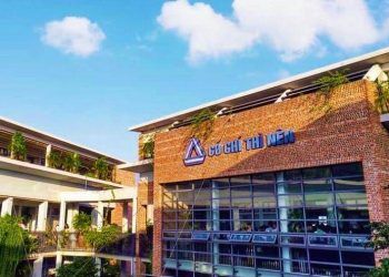 Phụ huynh bức xúc vì bị trường 'ép' học IELTS, nếu từ chối phải rút hồ sơ