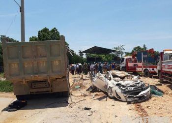 Thanh Hoá: Những chi tiết trùng hợp vụ tai nạn xe tải đè bẹp xe con làm 3 người chết