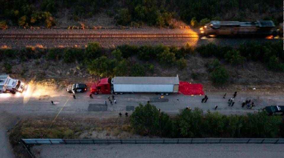 Tình tiết bi thảm vụ 51 người chết trong thùng xe container ở Mỹ