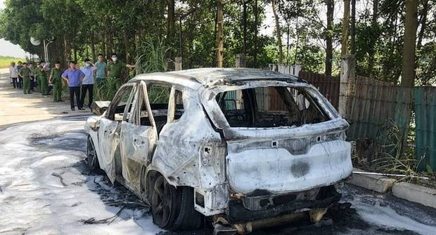 Vụ giám đốc doanh nghiệp gốm sứ chết cháy trong ô tô 7 chỗ: Nạn nhân để lại thư 'tuyệt mệnh'