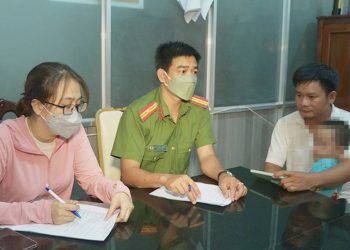 Xử phạt người mẹ khai tử con trai 3 tuổi khi đang còn sống