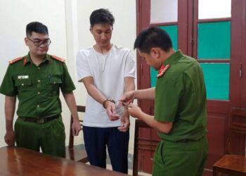 Bắt 1 đối tượng trong đường dây đánh bạc nghìn tỷ của Phan Sào Nam