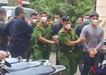 Bé gái bị nhóm bắt cóc khống chế, hiếp dâm trong nhà vệ sinh