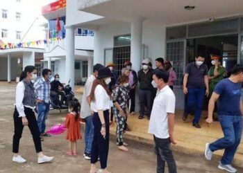 Cán bộ làm giấy khai tử cho cháu bé còn sống, xin… rút kinh nghiệm