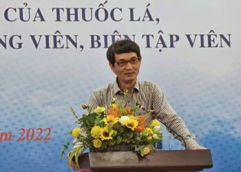 Cứ 3 nam giới lại có 1 người uống rượu bia ở mức nguy hại