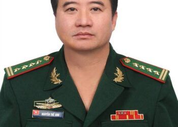 Cựu đại tá Biên phòng nhận hối lộ cả trăm ngàn USD 'bảo kê' cho 'ông trùm' buôn lậu xăng