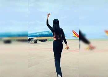 Đăng clip múa may khi máy bay đang di chuyển lên tiktok, 'idol trẻ' khiến cả ca trực đối mặt với nguy cơ mất việc