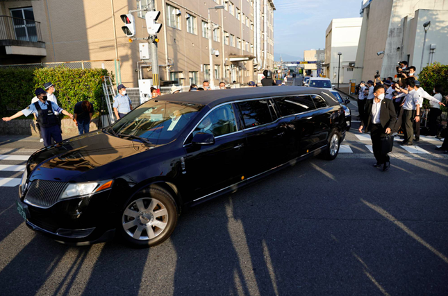 Đưa thi thể cựu Thủ tướng Nhật Bản Abe Shinzo về Tokyo