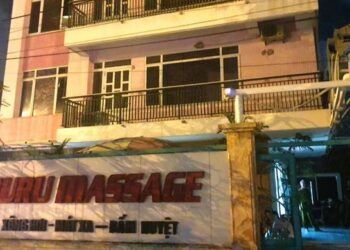 Hải Phòng phát hiện khách và nhân viên cơ sở massage khỏa thân