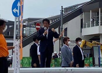 Hé lộ chân dung nghi phạm bắn gục cựu Thủ tướng Shinzo Abe tại Nara