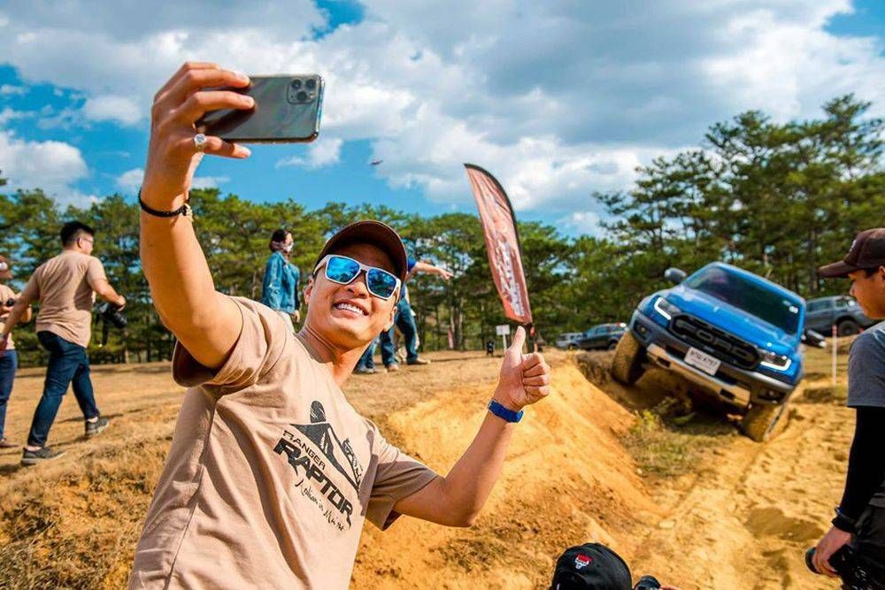 Hé lộ thú chơi bạc tỷ của diễn viên Hồng Đăng, từng phải công khai xin lỗi vợ vì lý do này