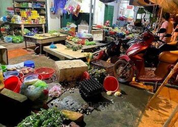 Lái xe máy say rượu gây tai nạn khiến 4 người thương vong