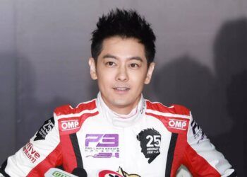 Lâm Chí Dĩnh và con trai bị tai nạn giao thông nghiêm trọng