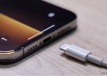 Lý do iPhone của bạn sạc chậm và cách khắc phục