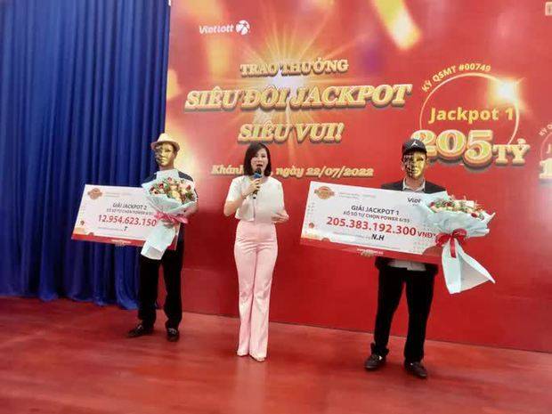 Người trúng Vietlott 205 tỉ đồng là chủ một doanh nghiệp ở Đà Nẵng