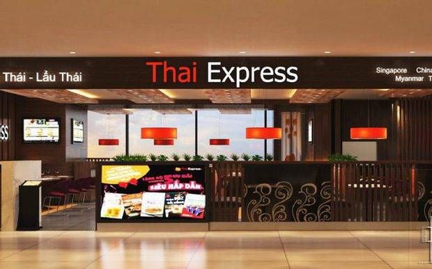 Nhân viên ThaiExpress làm đổ nồi lẩu đang sôi vào người khách: Khách bị bỏng nặng nửa người phải nhập viện cấp cứu, nhà hàng hiện khóa comment