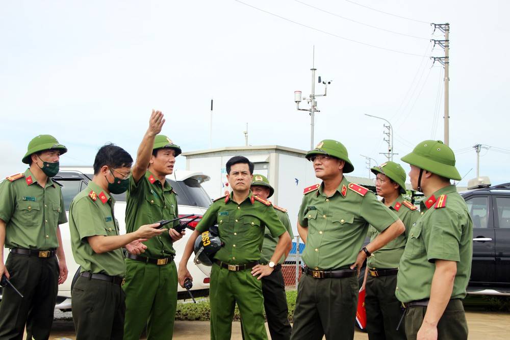 Nhóm người ở Nghệ An bắt giữ công an, tấn công 5 cán bộ bị thương