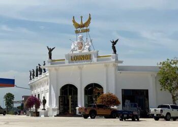 Nổ súng tại quán bar vừa khai trương, 5 người bị thương