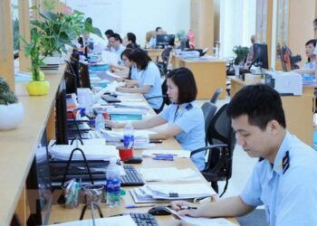 NÓNG: Chi tiết bảng lương công chức thuế năm 2022 