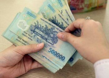 NÓNG: Mức lương tháng phải chịu thuế TNCN trong năm 2022