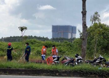 Thi thể nam sinh viên được phát hiện dưới hồ đá Đại học quốc gia TP HCM