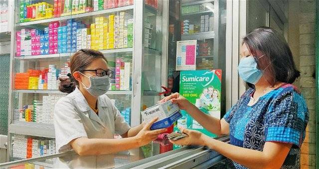 TP.HCM: nhà thuốc, bệnh viện gặp khó khăn khi tiếp nhận đơn thuốc điện tử, kết nối dữ liệu quốc gia