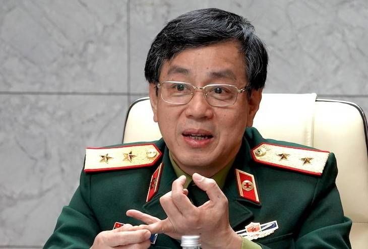 Trung tướng Đỗ Quyết cùng cán bộ HV Quân y 'tiếp tay' Việt Á thế nào?
