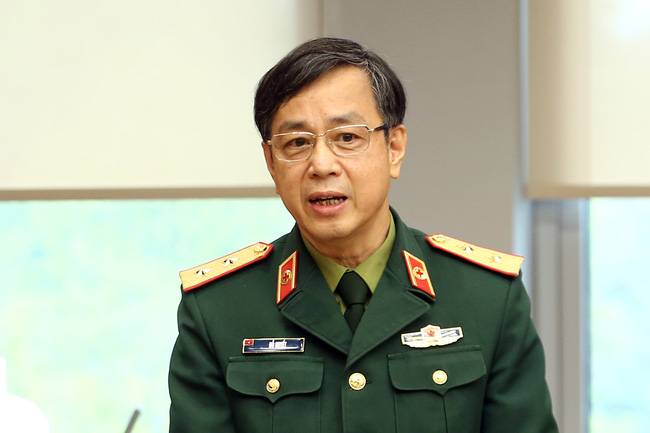 Trung tướng Đỗ Quyết cùng cán bộ HV Quân y 'tiếp tay' Việt Á thế nào?