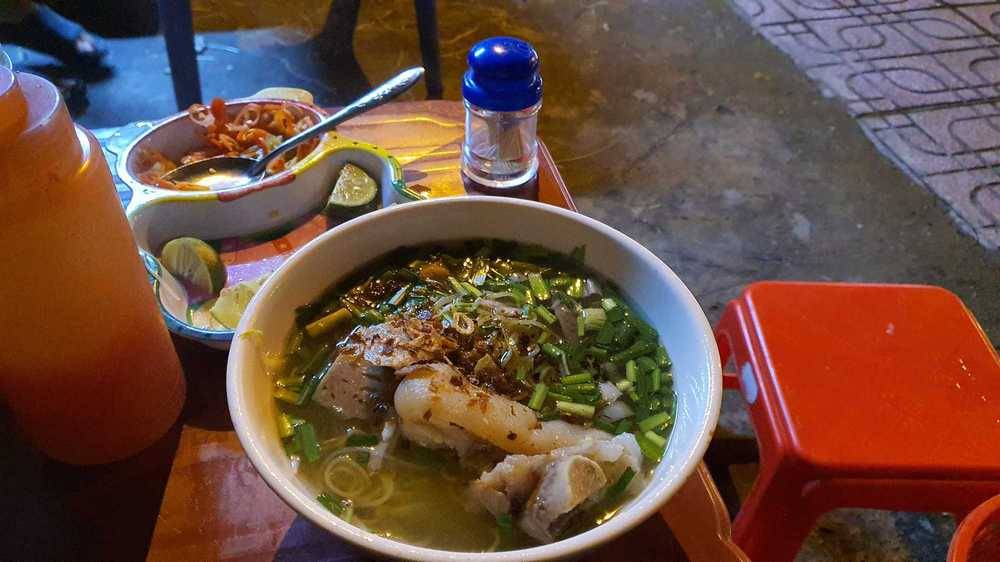 5 món ăn đường phố nức tiếng Sài Gòn nhưng lại hiếm có khó tìm ở Hà Nội